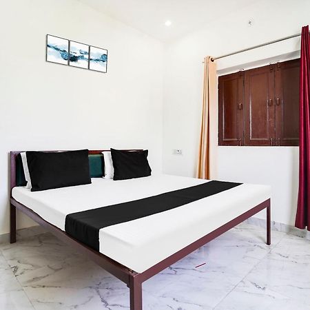 Hotel O The Moon Bareilly Extérieur photo