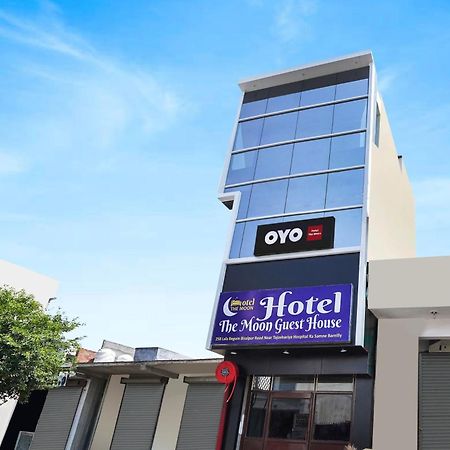 Hotel O The Moon Bareilly Extérieur photo